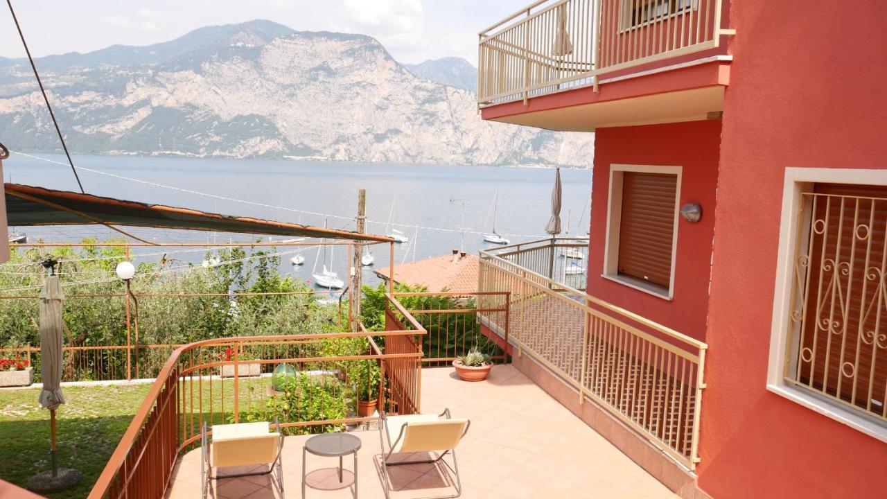 Residence Casa Maria Assenza di Brenzone Bagian luar foto
